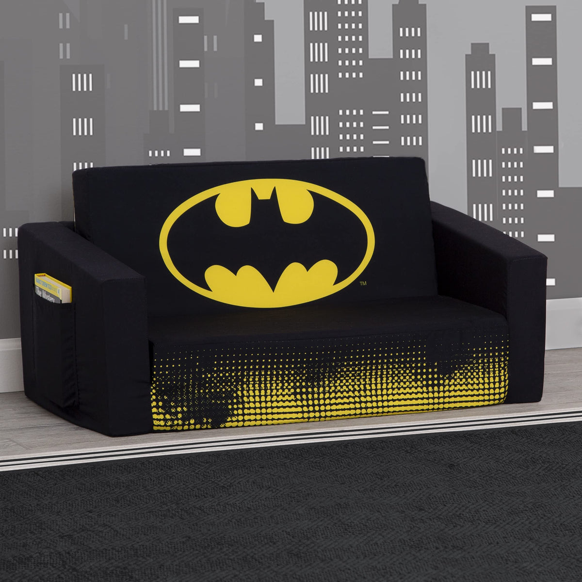 Delta Children Batman Cozee Flip-Out Sofa - 2-in-1 Convertible Sofa to Lounger for Kids